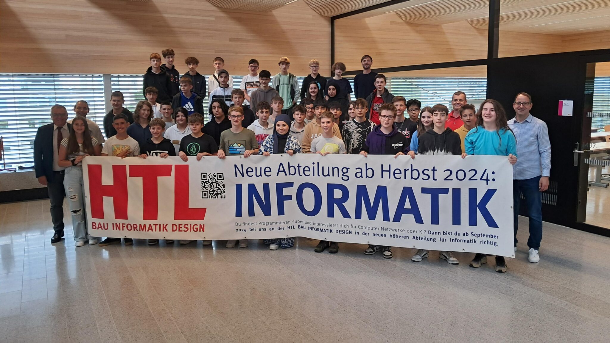 INFORMATIK-ZWEIG STARTET DURCH - HTL Bau Informatik Design